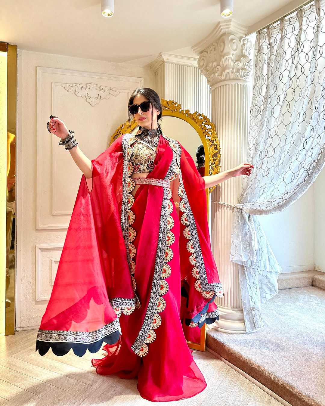 TRANSPARENT RED COLOR SAREE WITH FLOWER EMBROIDERY TOP