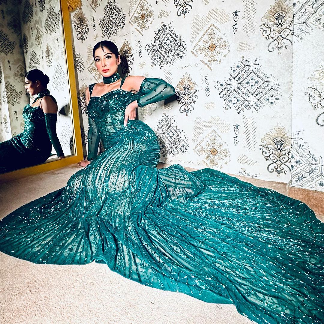 PINE GREEN FISH CUT LEHENGA