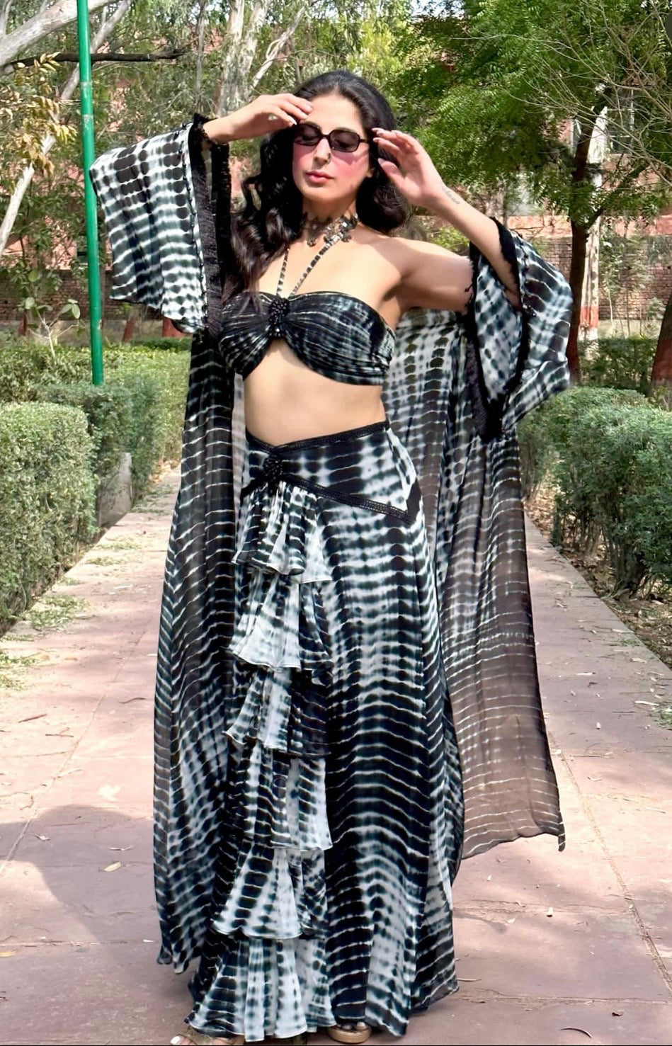 BLACK TIE-DYE OUTFIT