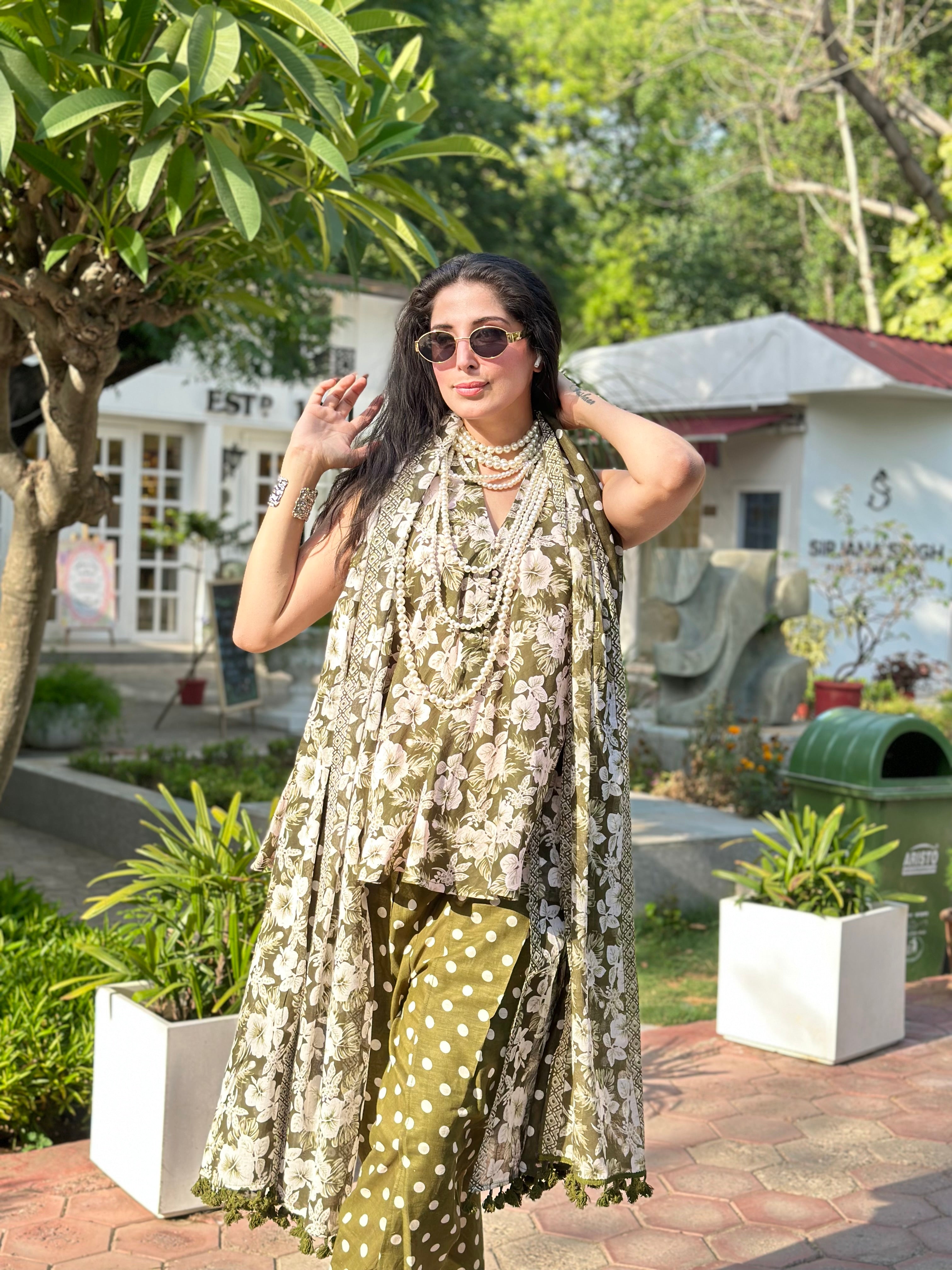 MHENDI GREEN OUTFIT
