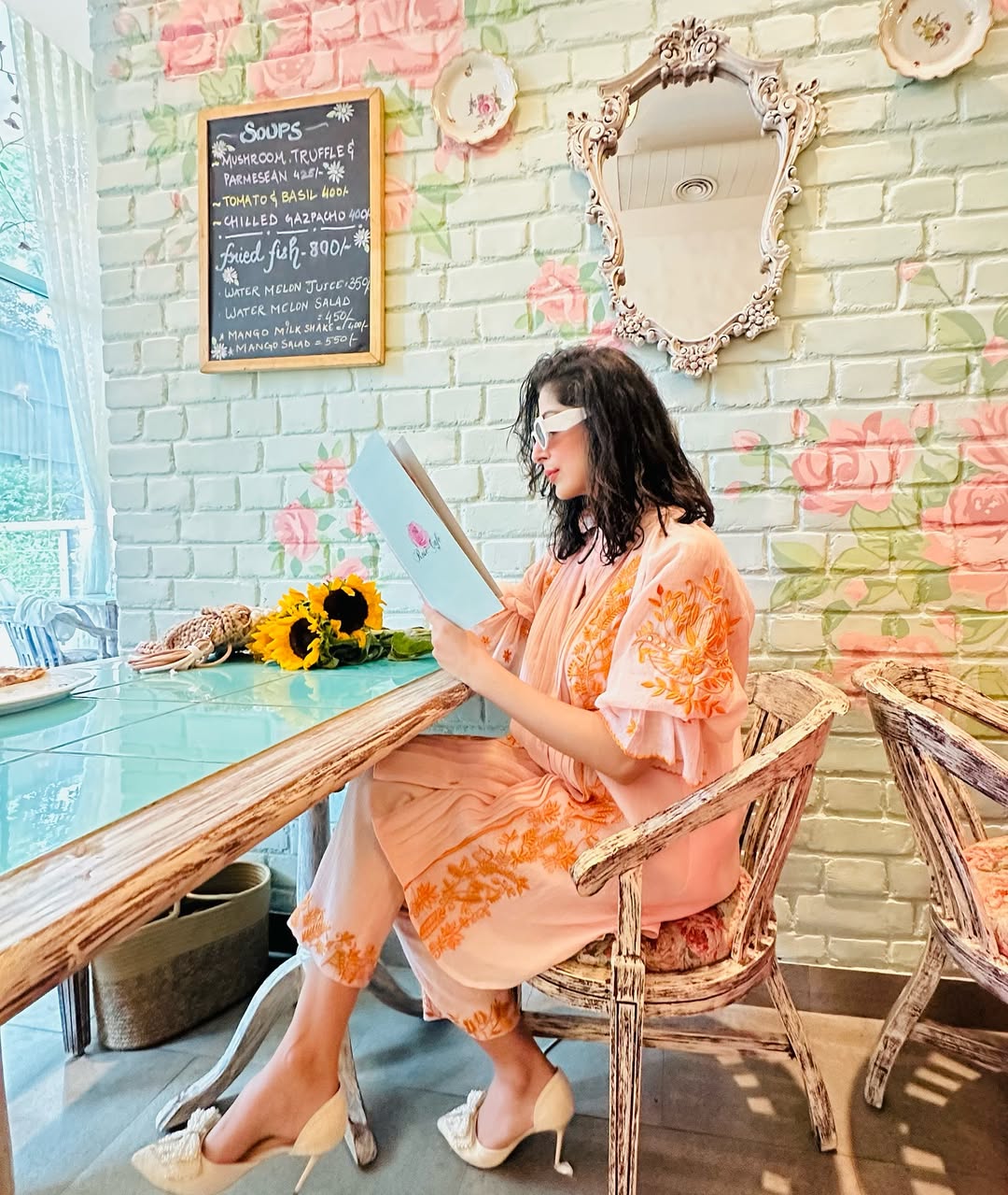 PINK INDO- WESTERN SET