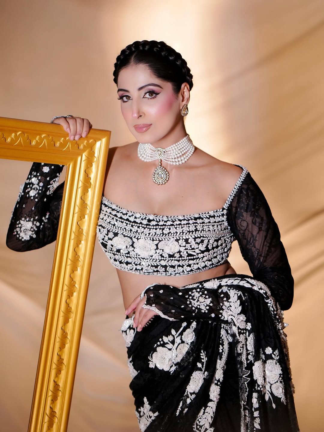 ROYAL BLACK SAREE