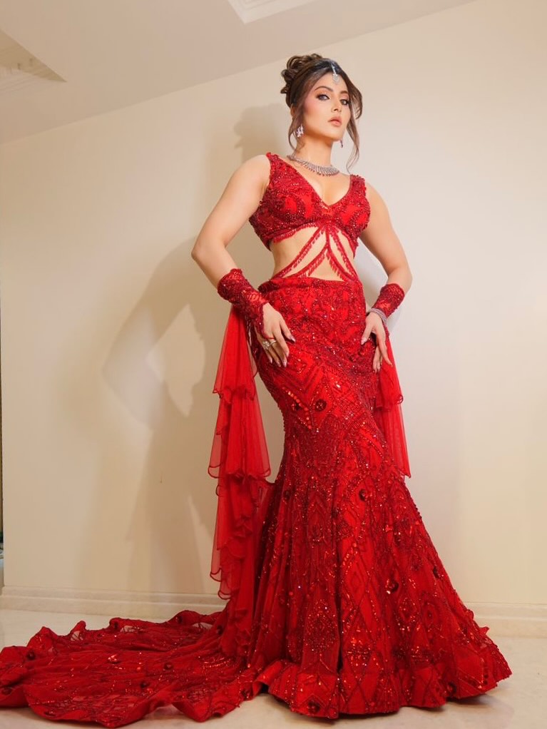 URVASHI RAUTELA X KAYNAAT BY AANCHAL SAWHNEY