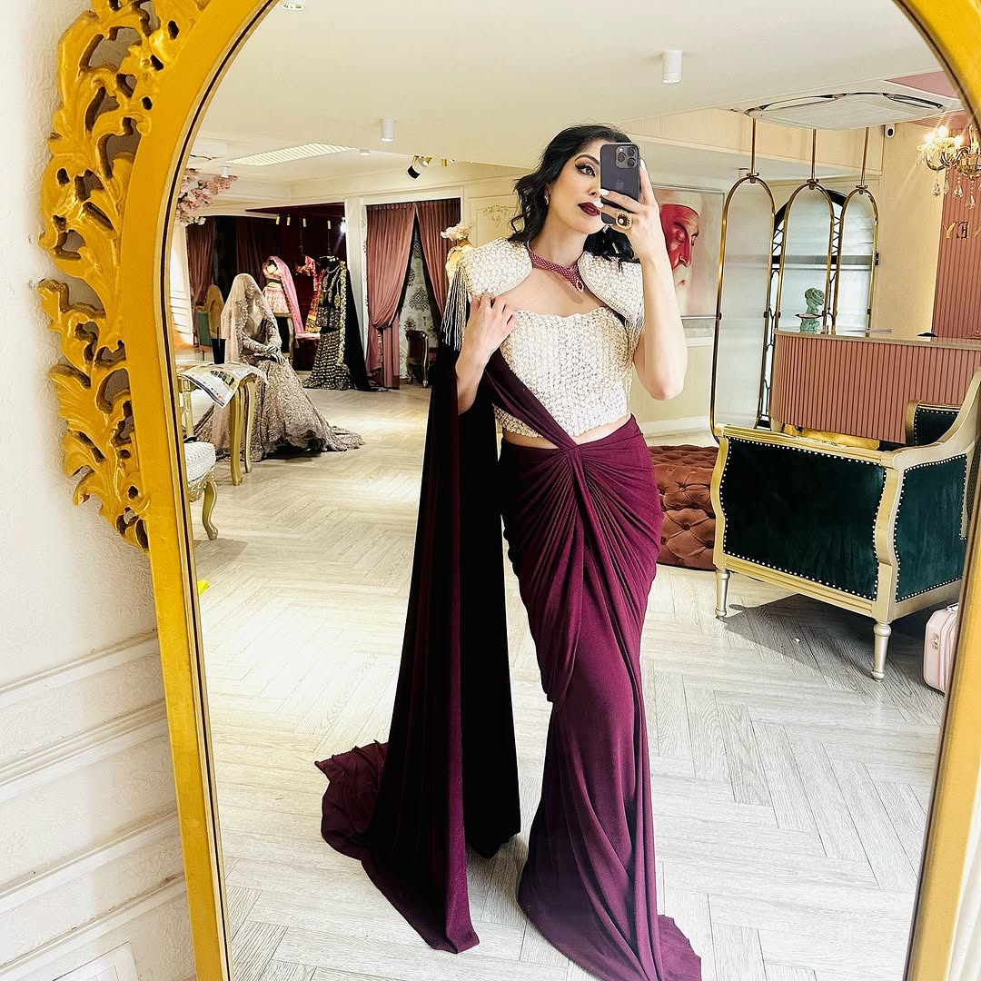 WINE CORSET BLOUSE SAREE SET