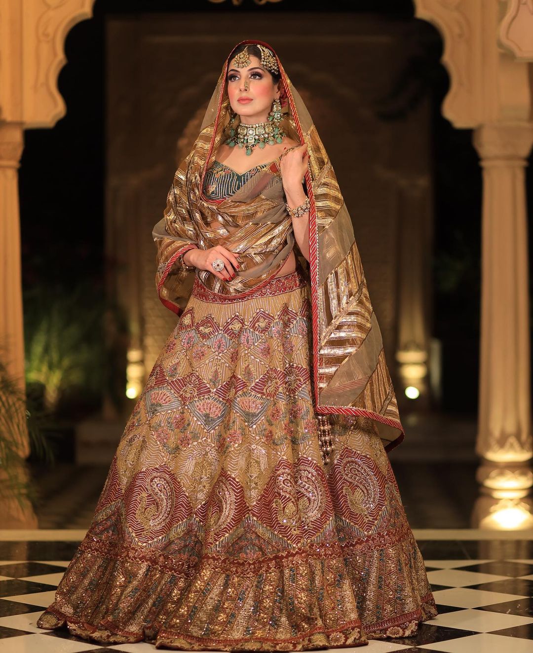 HEAVY EMBROIDERY LEHENGA