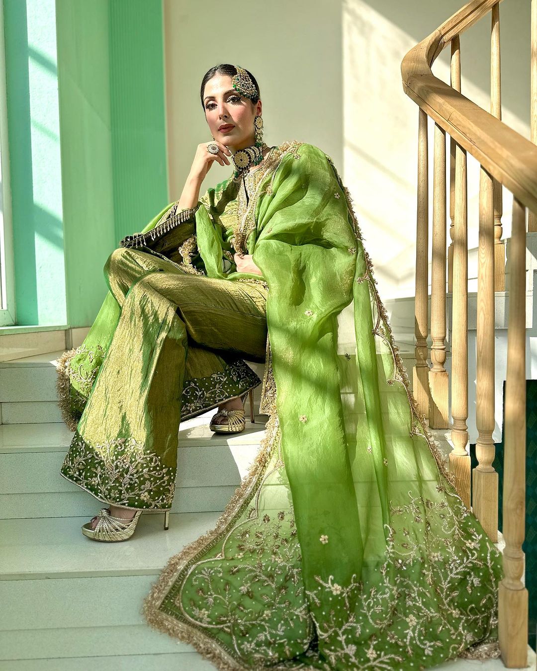 DARK GREEN COLOR KURTI WITH BEAUTIFUL DESIGN
