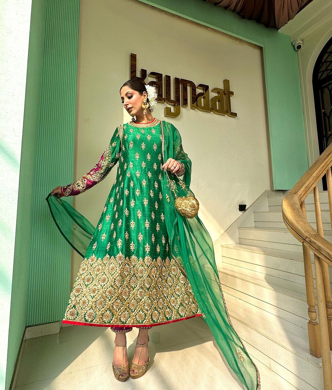 GREEN COLOR KURTI WITH EMBROIDERY