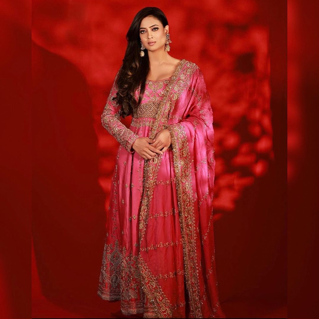 SHWETA TIWARI X BY AANCHAL SAWHNEY