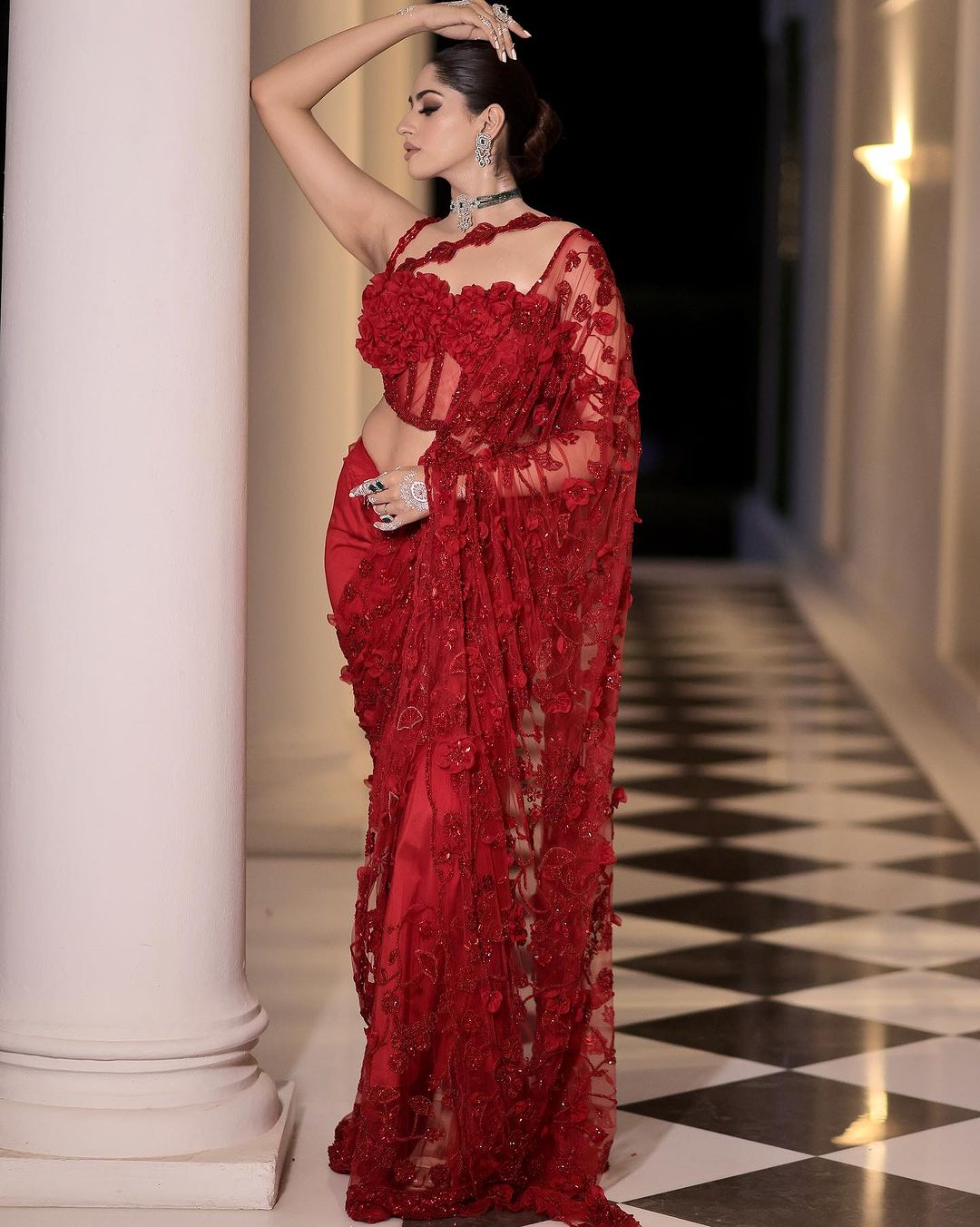 RED COLOR SAREE WITH ELEGANT DRAPE