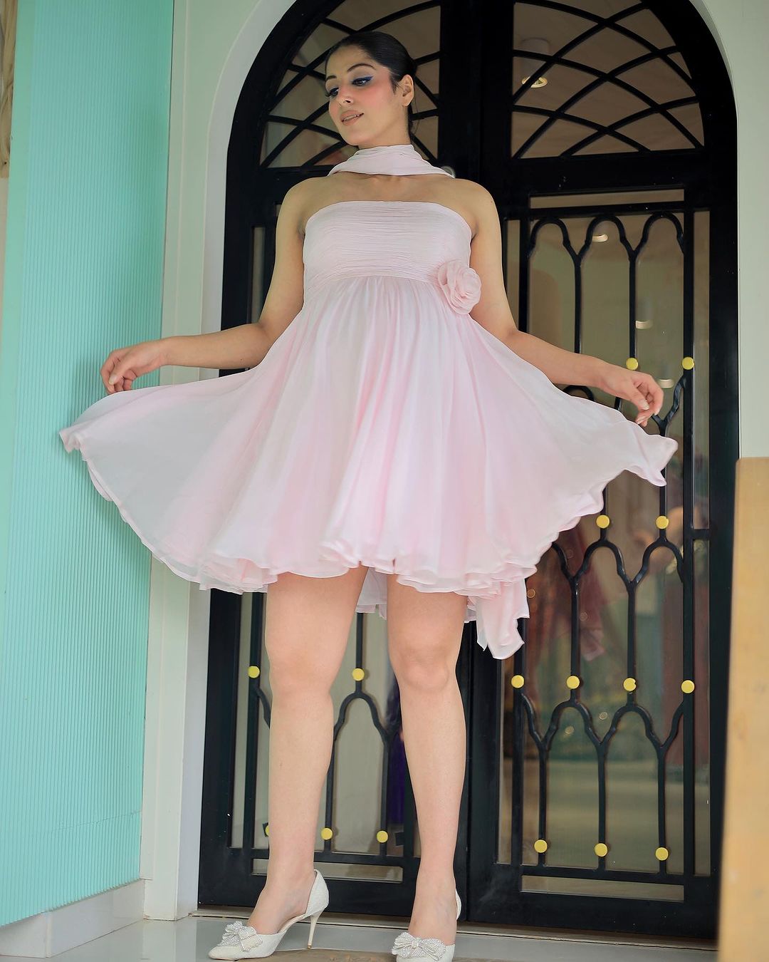 BABY PINK TUBE DRESS WITH SCARF