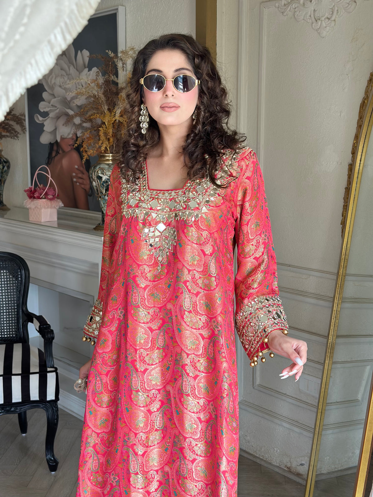 BROCADE MIRROR OUTFIT