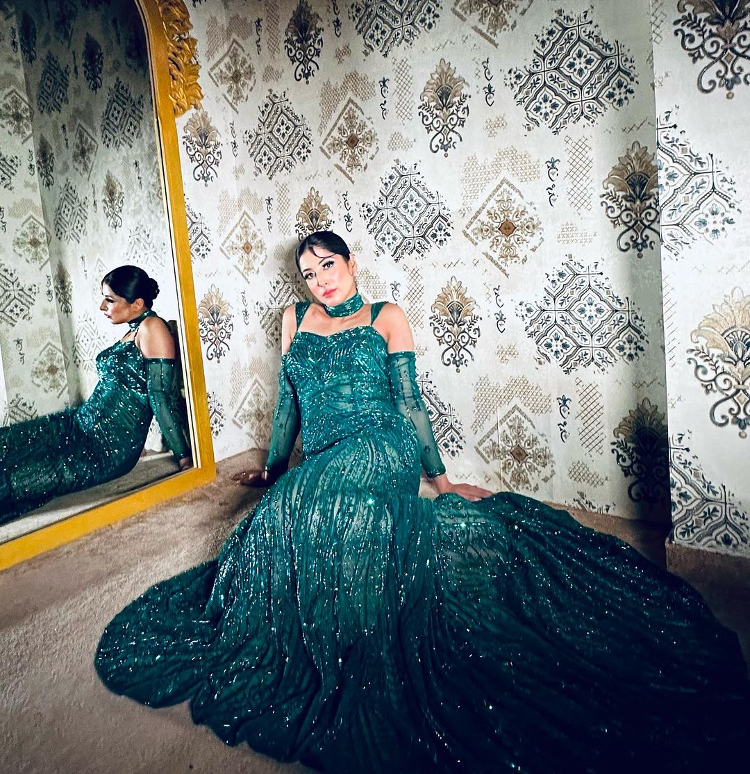 PINE GREEN FISH CUT LEHENGA