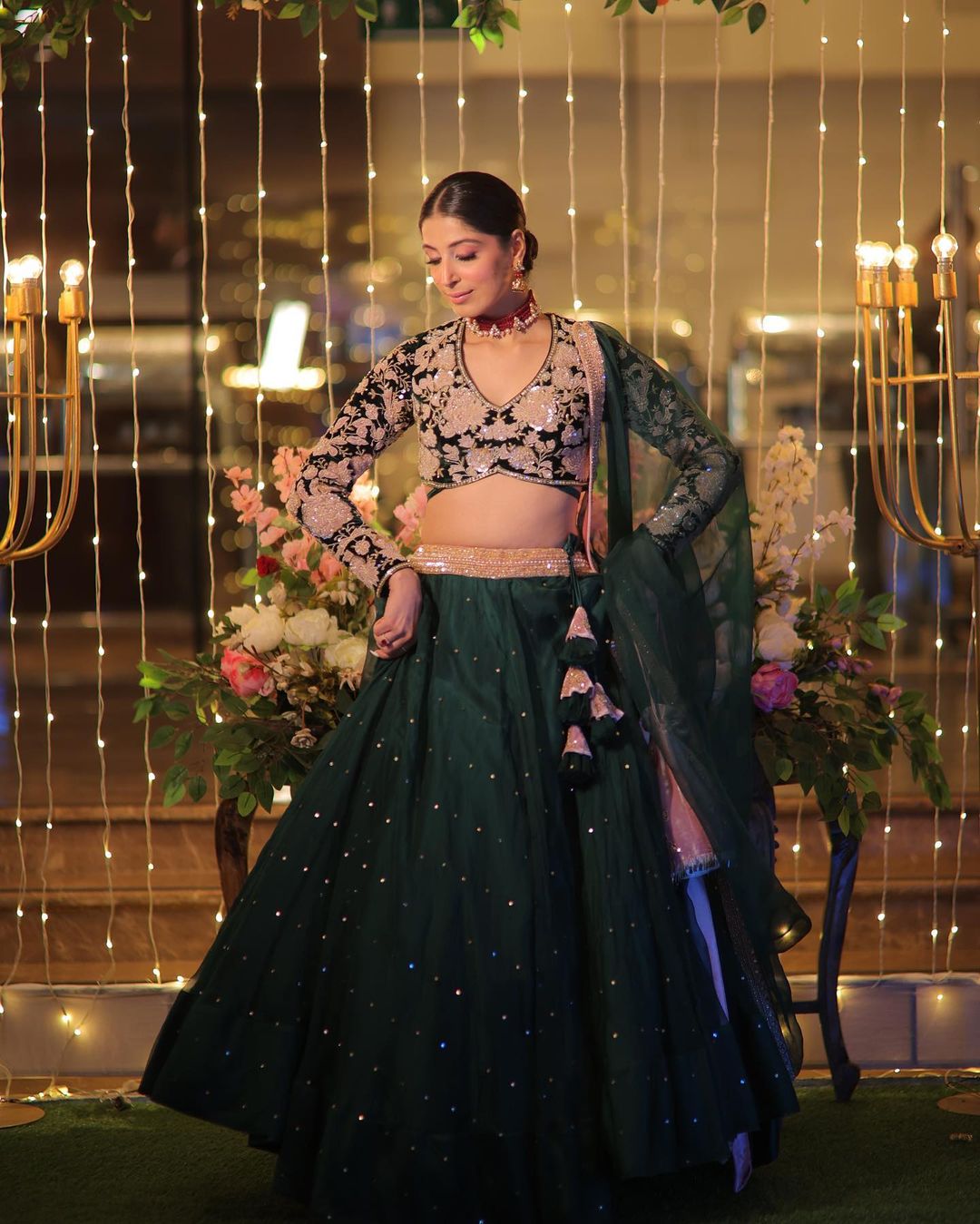 DARK JUNGLE GREEN LEHENGA WITH FLOWER EMBROIDERY