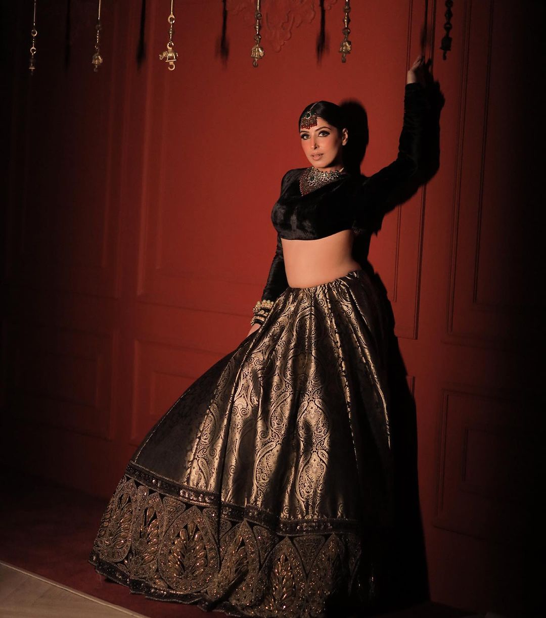 ZINNWALDITE BROWN DESIGNED LEHENGA WITH VELVET TOP