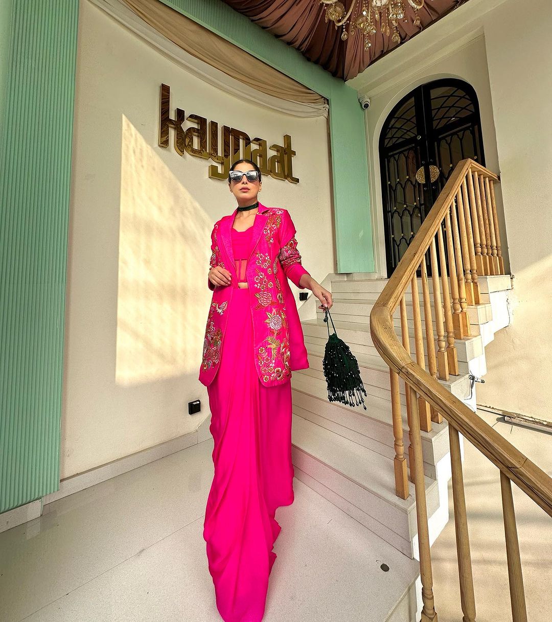 ROSE PINK COLOR SAREE WITH ELEGANT DESIGN
