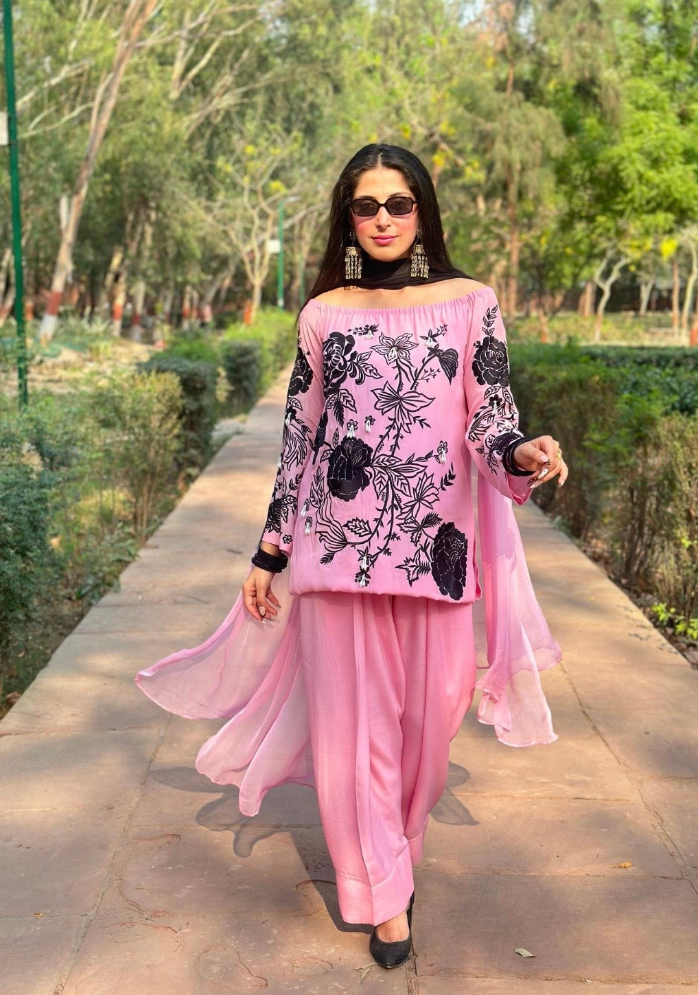 OFF SHOULDER KUTI SET