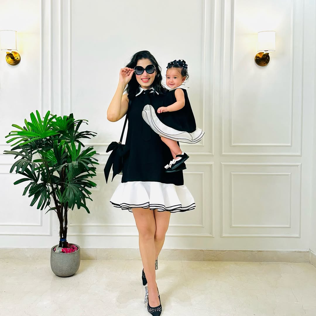 BLACK DRESS WITH IVORY RUFFLE