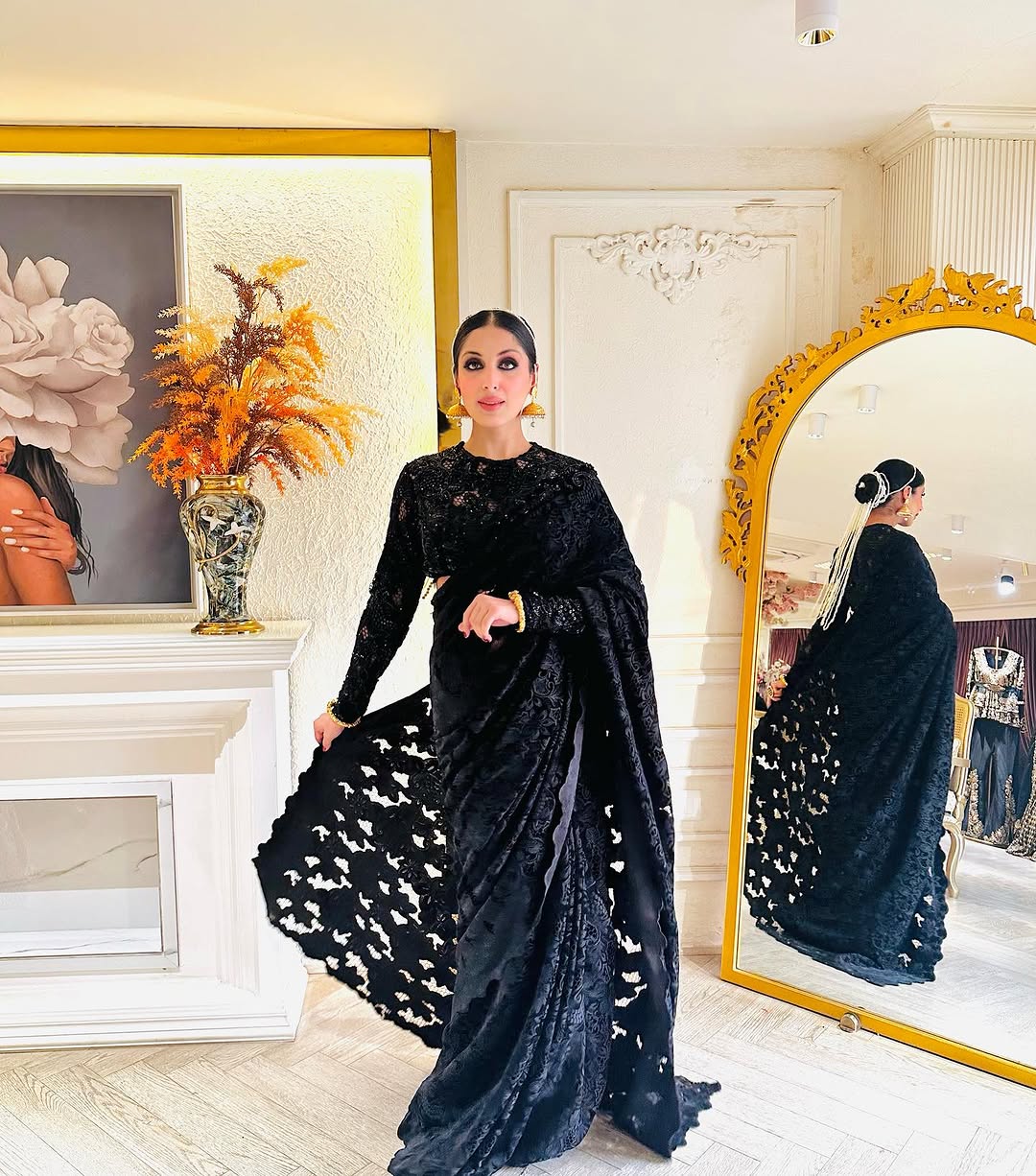 ROYAL BLACK HAND EMBROIDERED SAREE