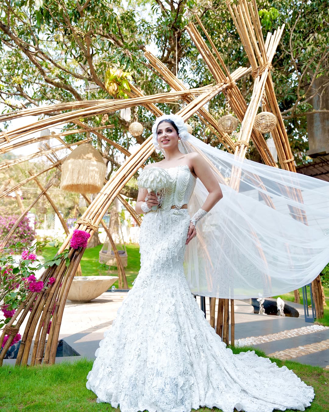 FLOWY SHANDELIER IVORY FISH CUT LEHENGA