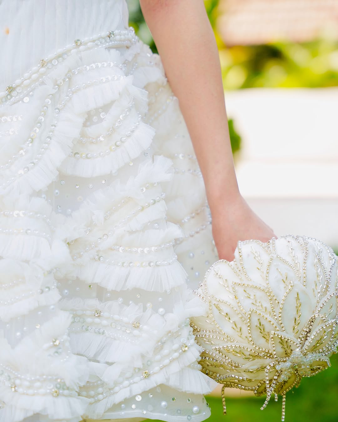 SHORT IVORY FRILL OUTFIT