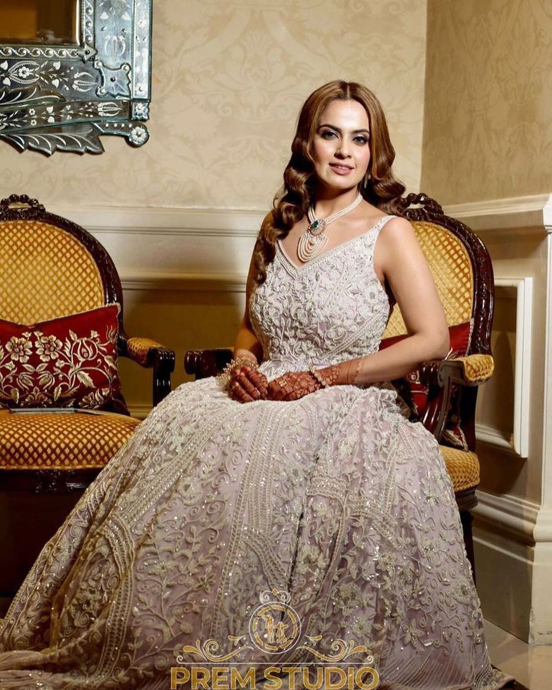 THIRSTLE COLOR GOWN WITH V PEARL WORK