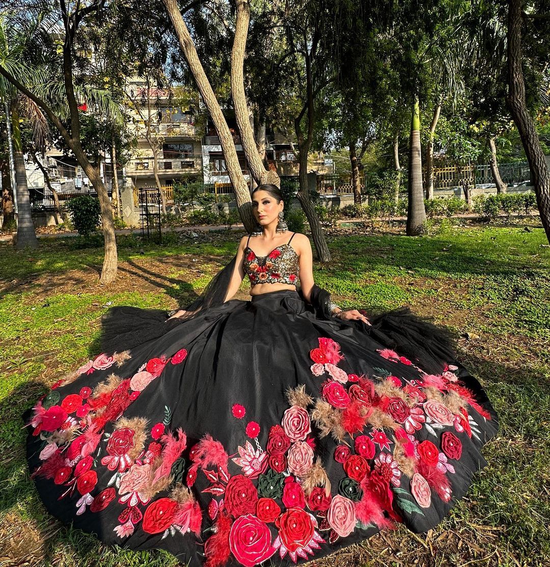 EEIRE BLACK LEHENGA WITH FLOWER EMBROIDERY