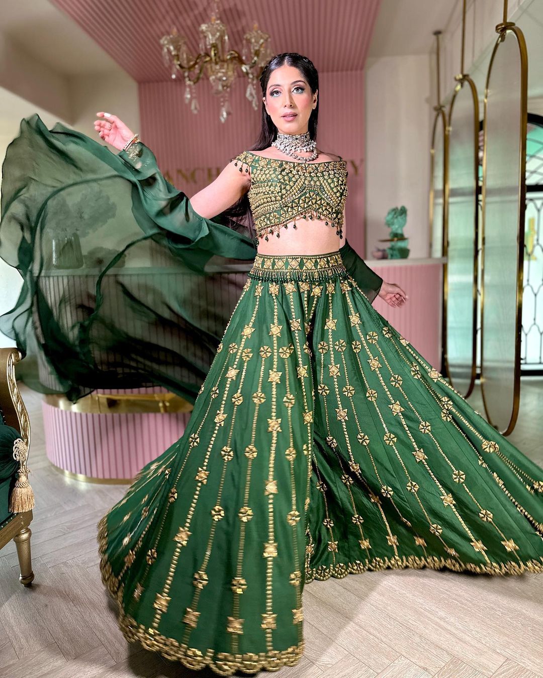 GREEN ANARKALI SUIT