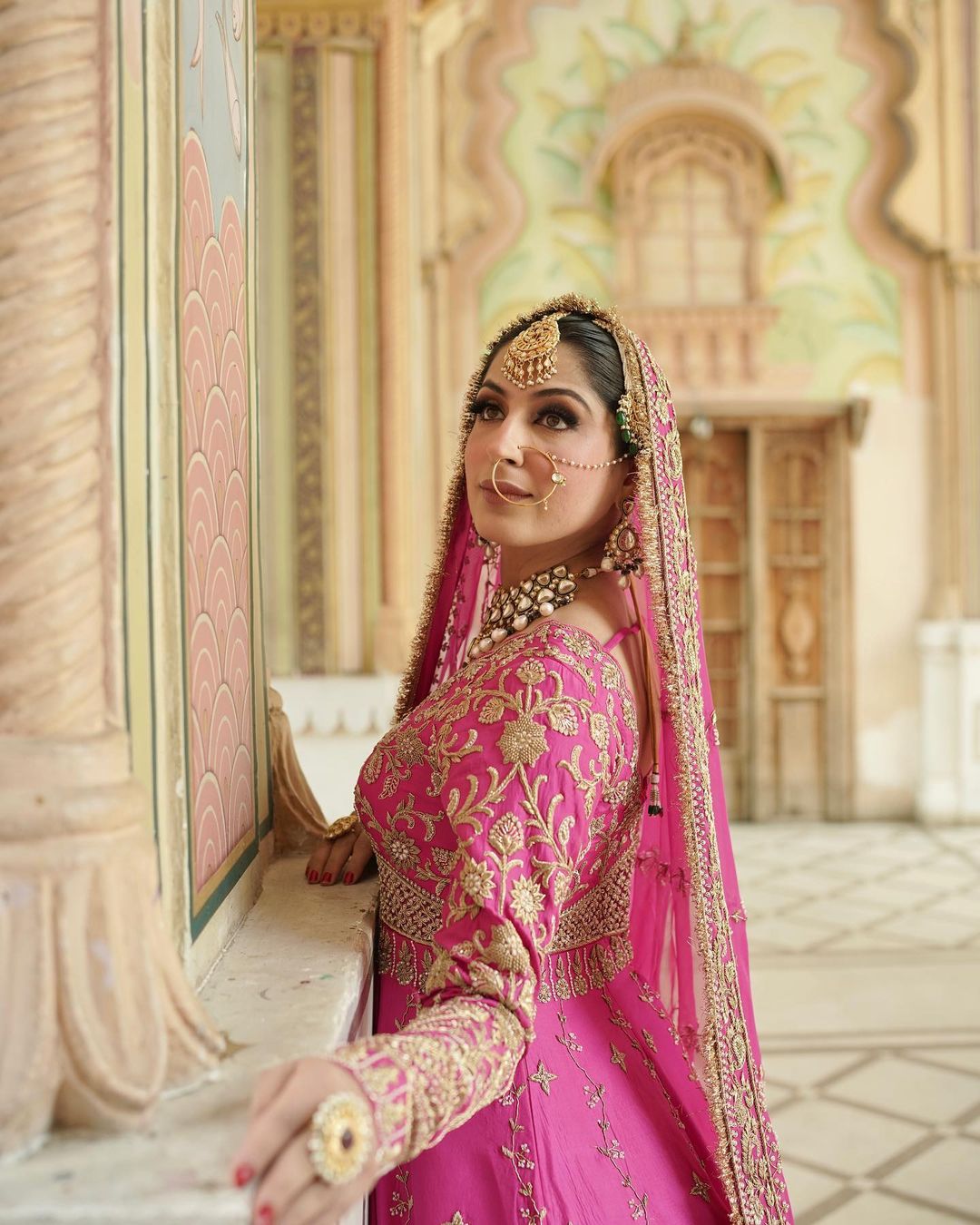 BLUSH COLOR EMBROIDRED LEHENGA SET