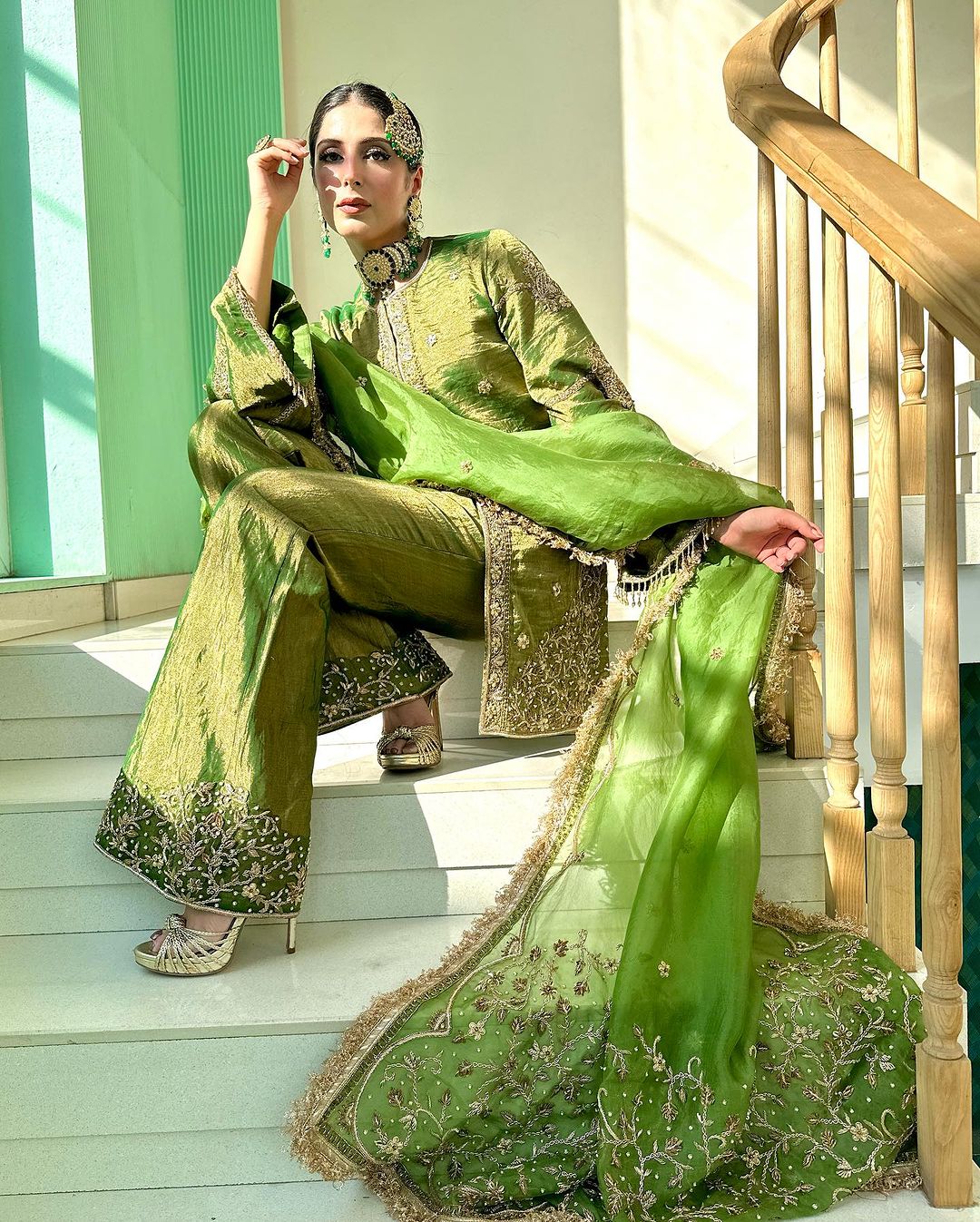 DARK GREEN COLOR KURTI WITH BEAUTIFUL DESIGN