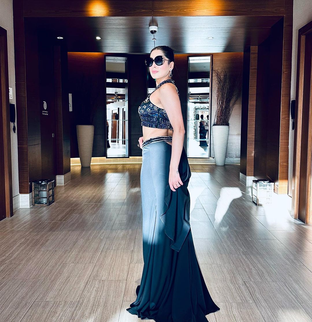 RICH BLACK COLOR SAREE WITH EMBROIDERY ON TOP