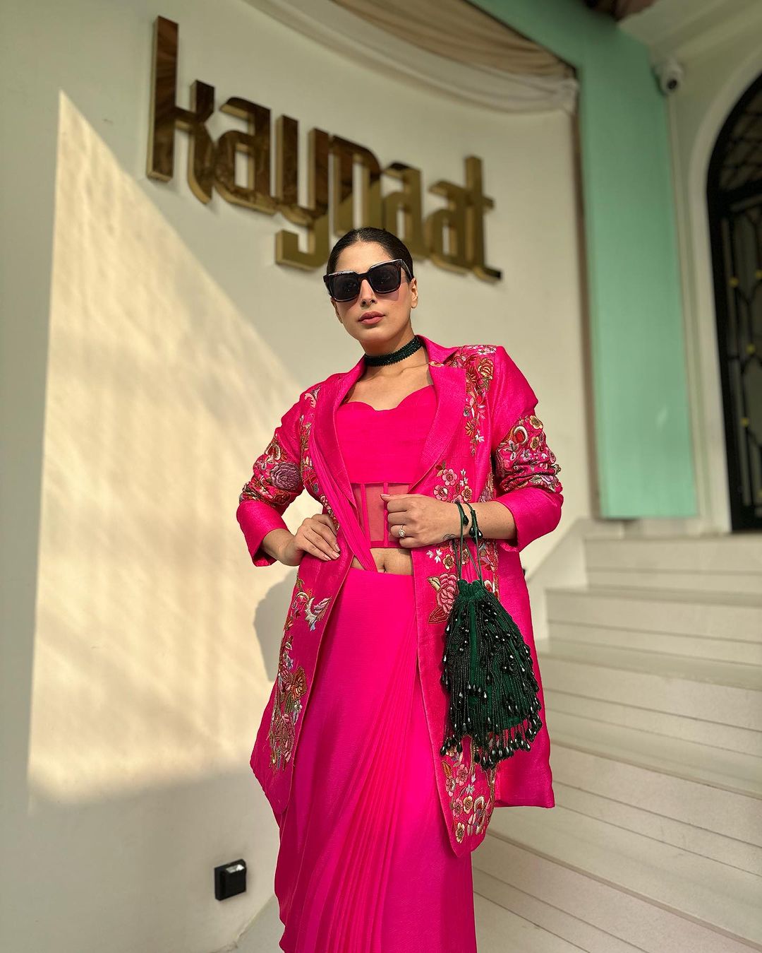 ROSE PINK COLOR SAREE WITH ELEGANT DESIGN