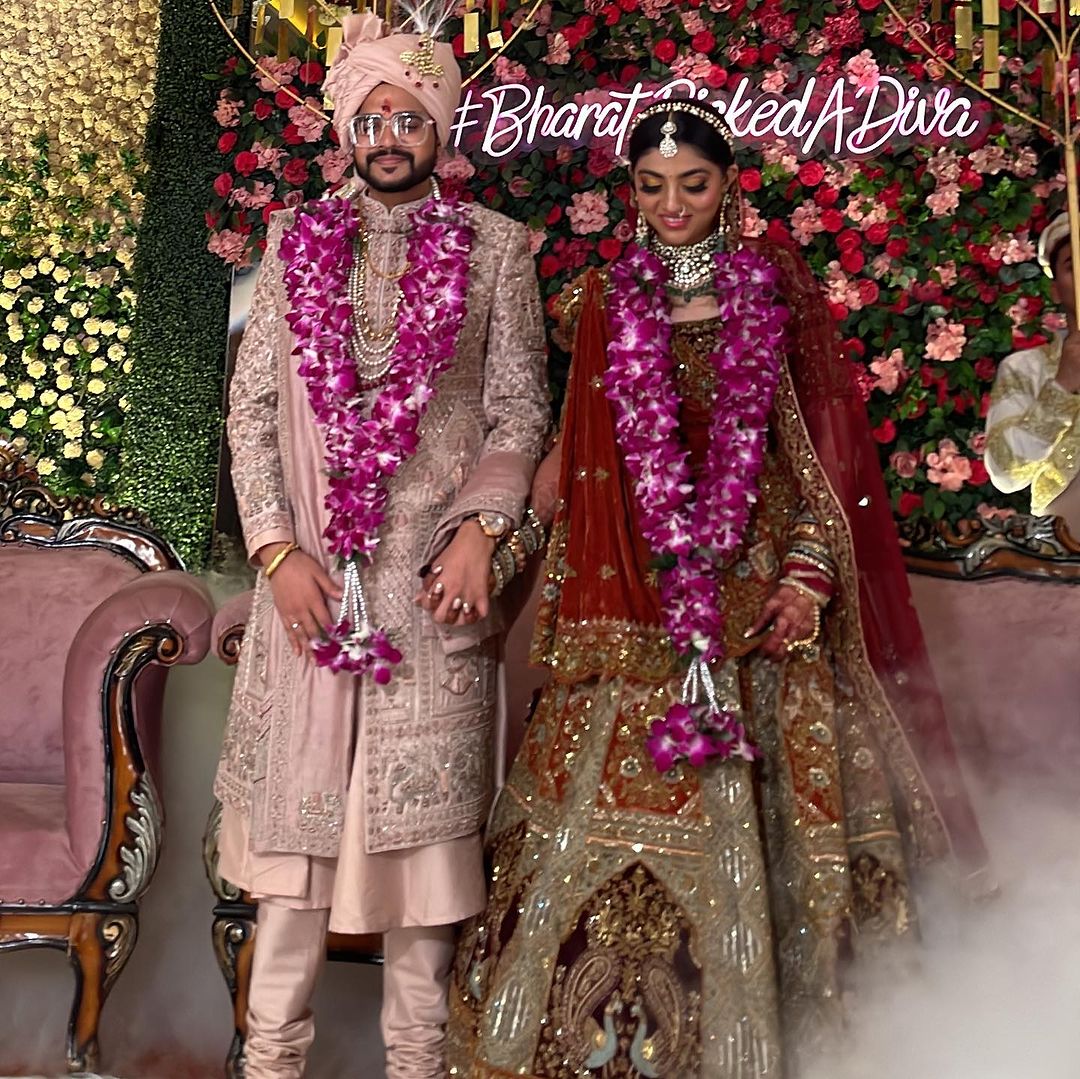 WELL CRAFTED DEEP TAUPE RED COLOR BRIDAL LEHENGA