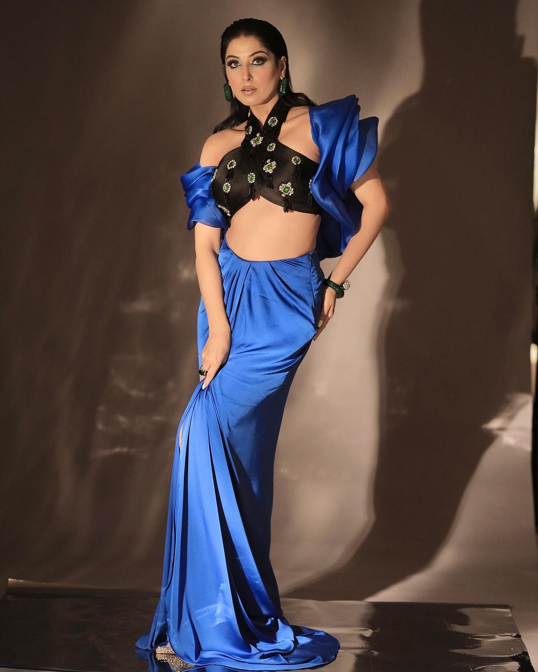 AIR FORCE BLUE COLOR SAREE WITH FASHIONABLE TOP