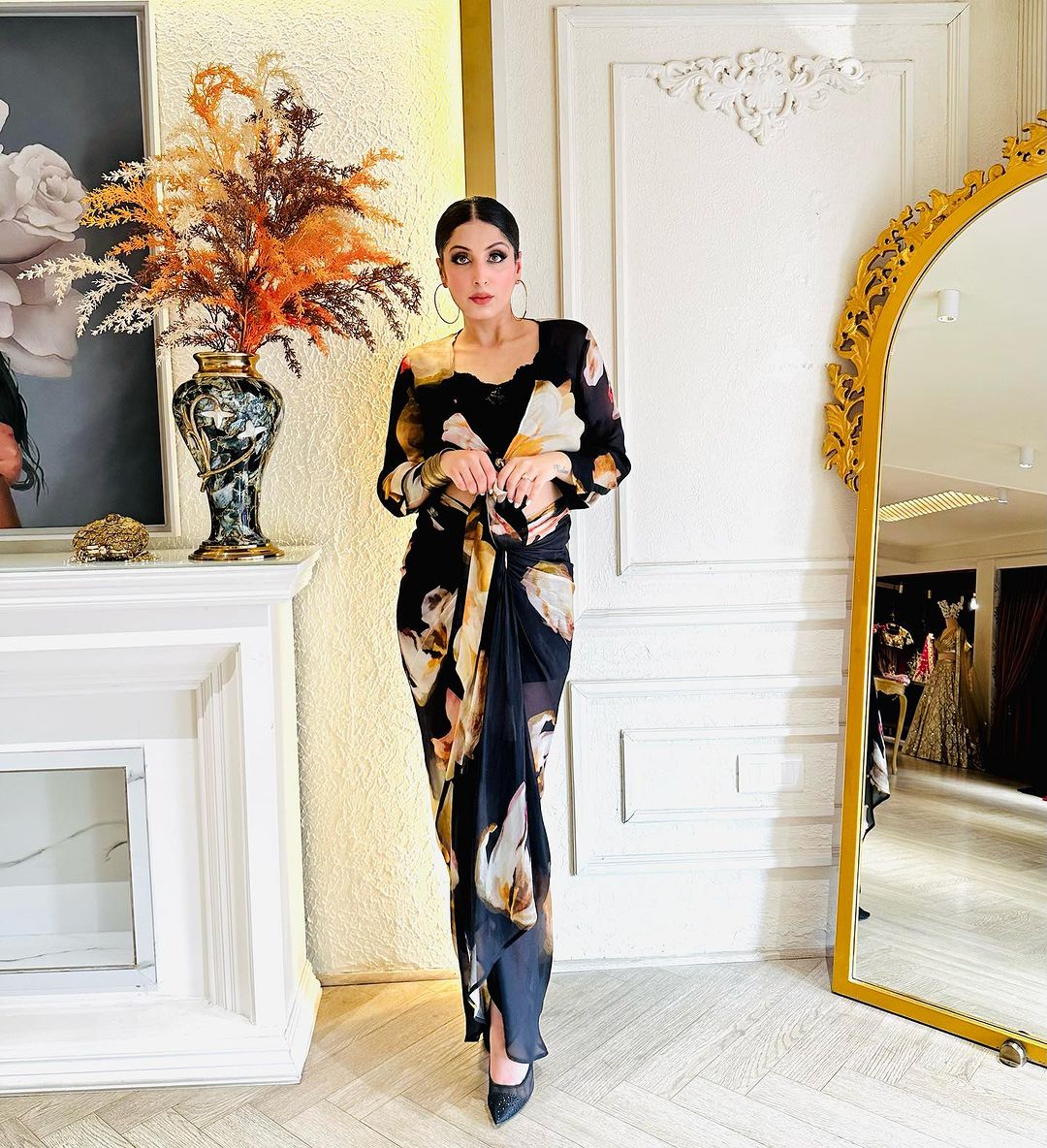 BLACK FIORI FRONT TIE UP TOP & SKIRT SET