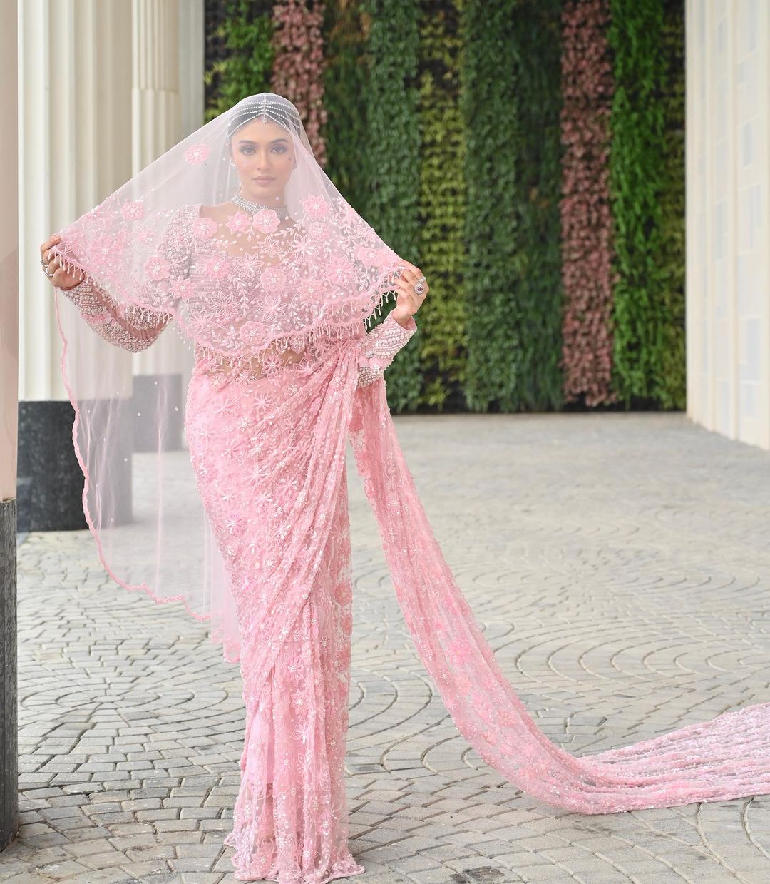 ELEGANT PINK COLOR SAREE WITH BEAUTIFUL TRAIL