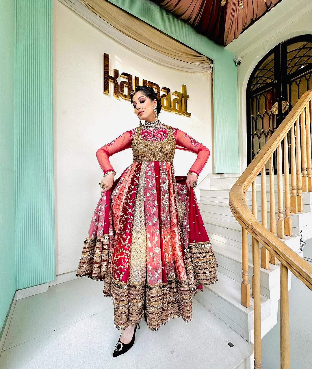 THE GARNET RED ANARKALI